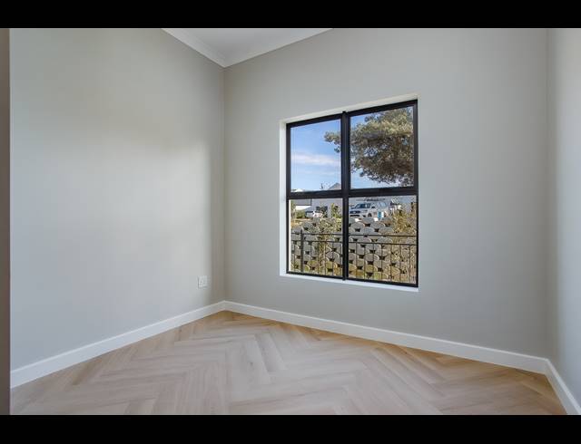 3 BEDROOM HOUSE FOR SALE IN PAARL VALLEIJ LIFESTYLE ESTATE